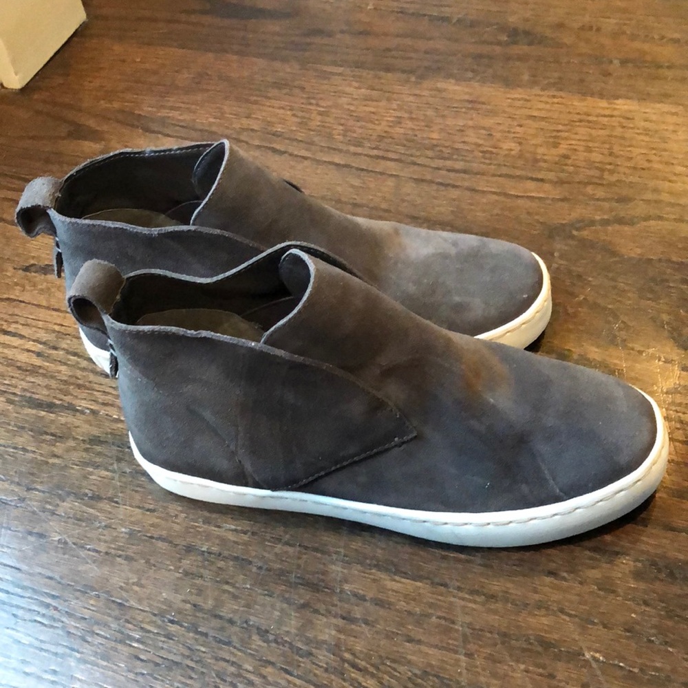 Grey suede Dolce Vita hidden wedge flat size 6.5